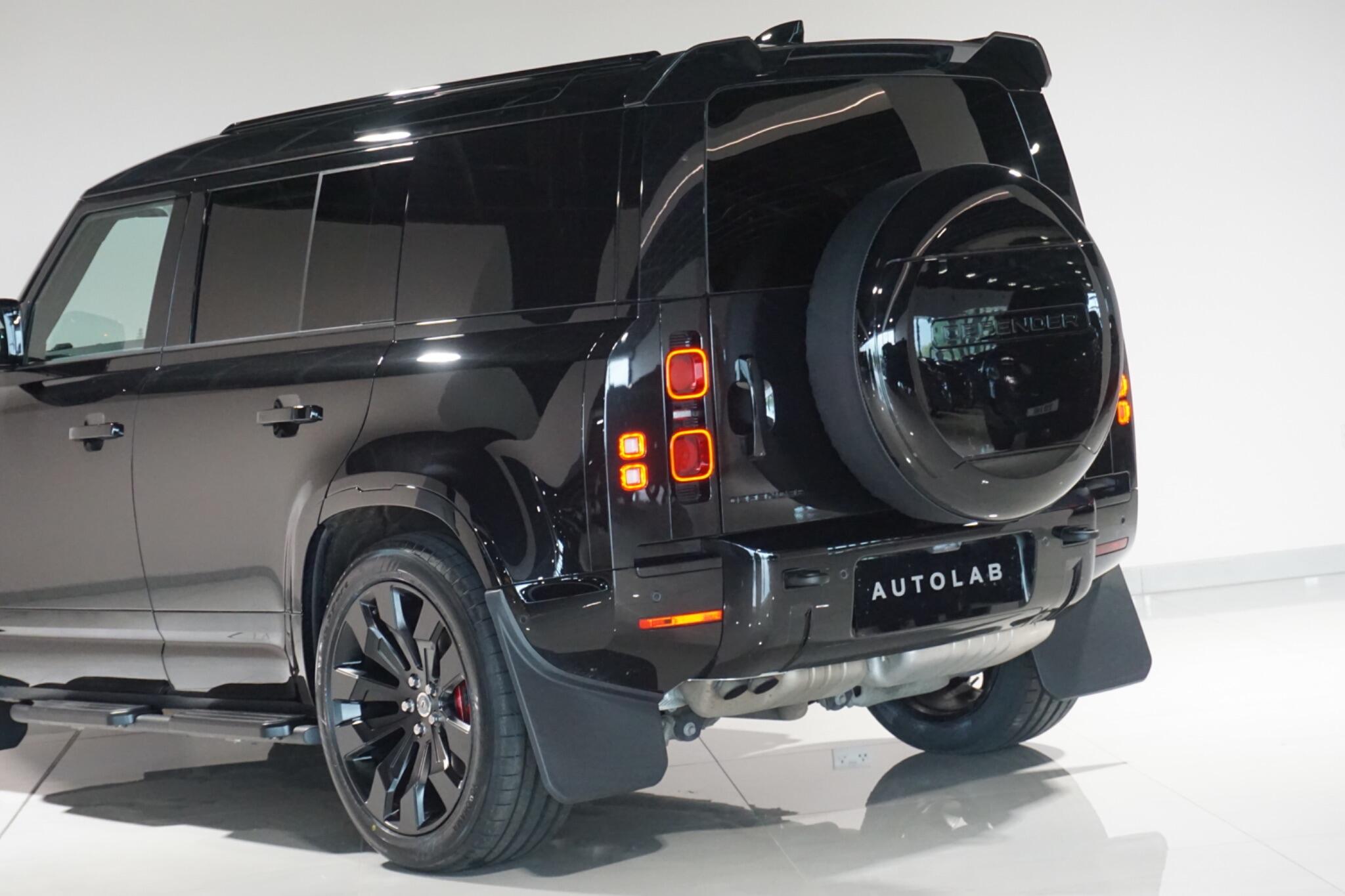 Land Rover Defender 110 3.0 D300 MHEV X-Dynamic HSE Hard Top SUV 5dr Diesel Auto 4WD MWB Euro 6 (s/s) (300 ps)